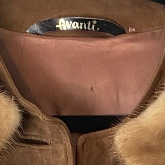 Vintage Avanti Tan Suede Leather Fur Collar Coat Size Medium - Picture 9 of 9